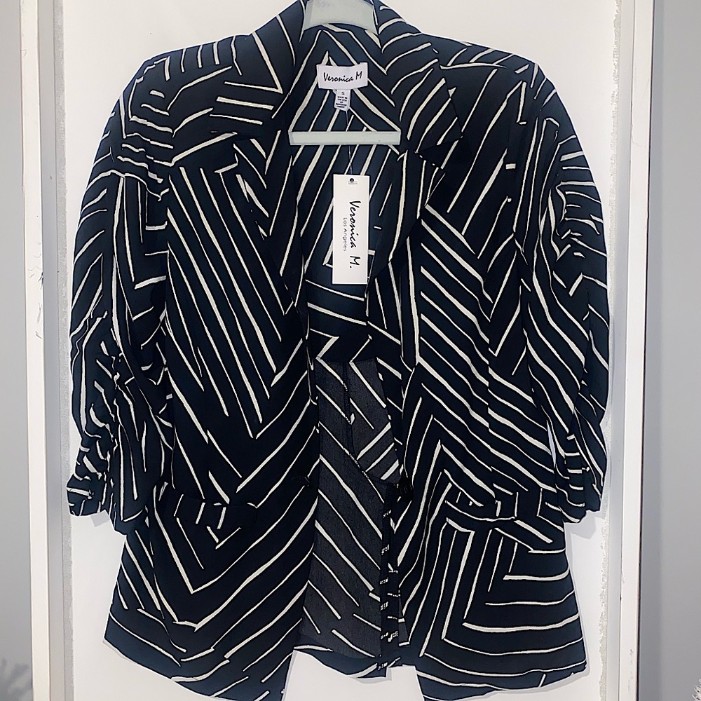 sold Black and white abstract blazer